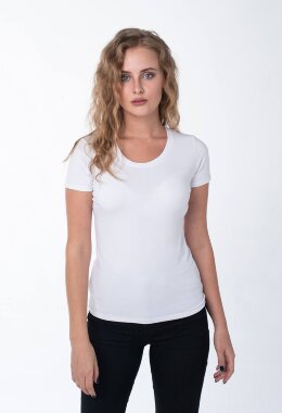 Белая женская футболка с лайкрой