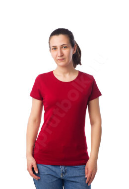 Бордовая женская футболка